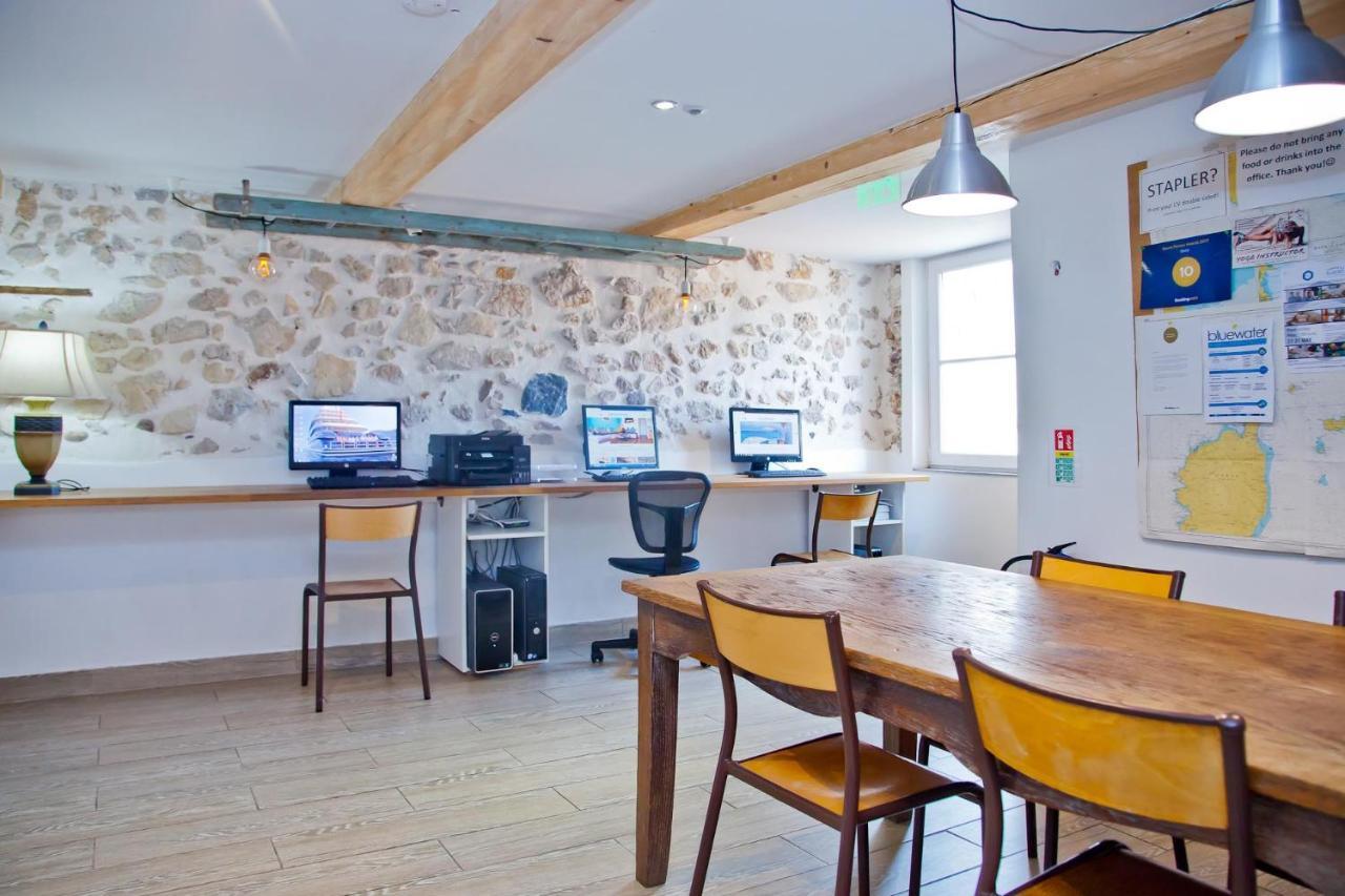 Hostel Oasis Antibes Exteriér fotografie
